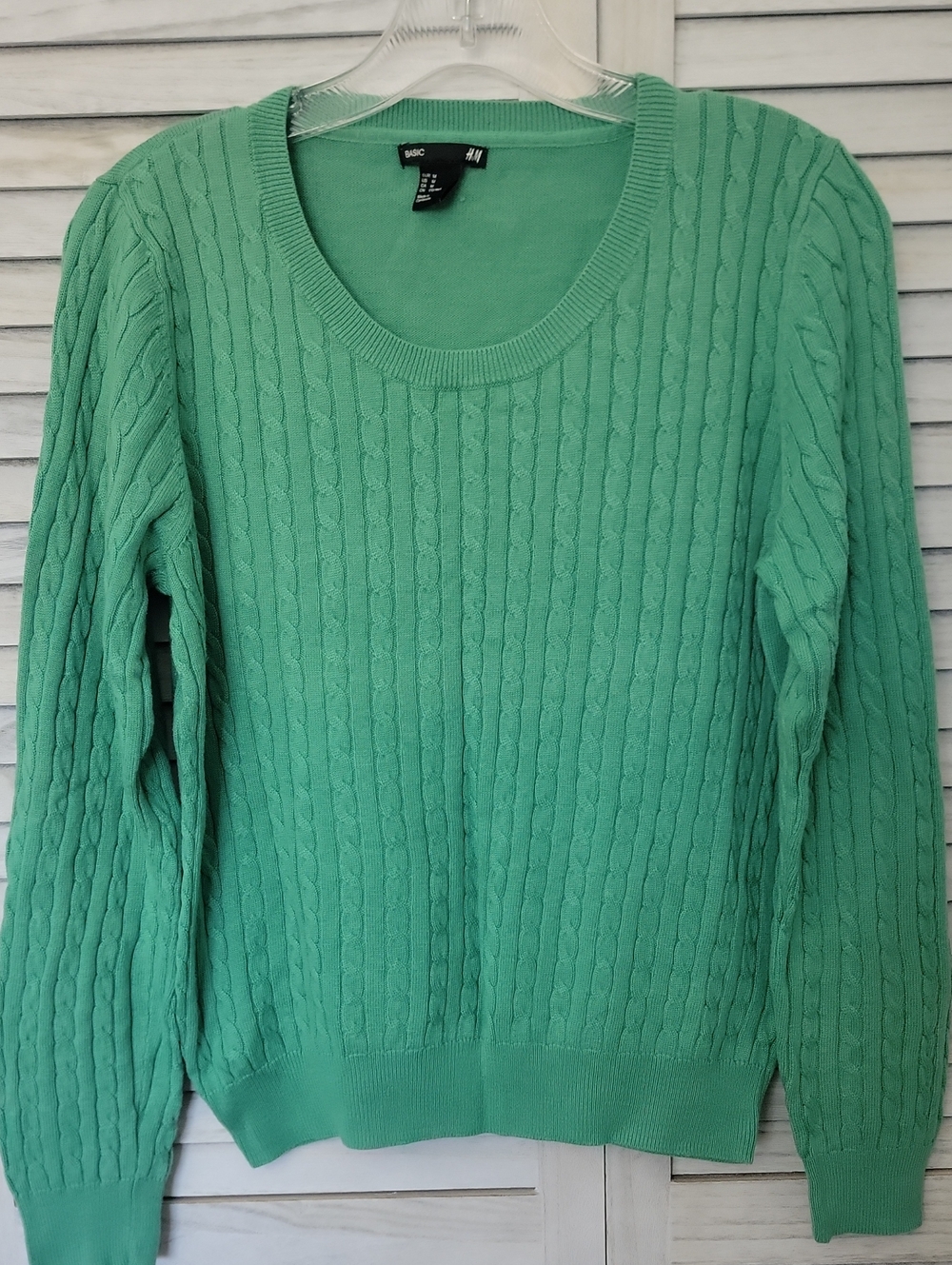 H&M Vibrant Mint Kelly Green Cable Knit Fall Winter Sweater
